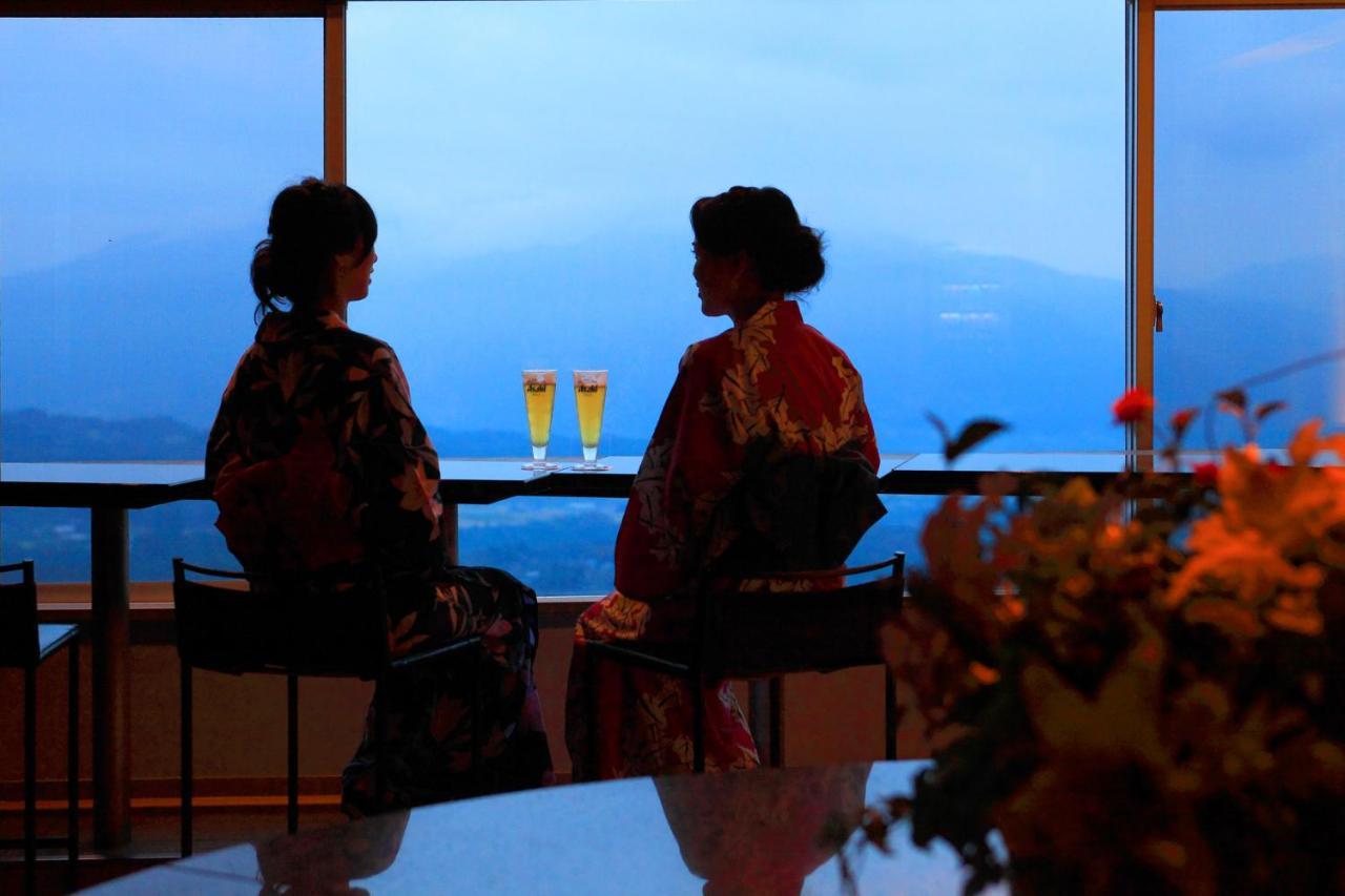 Shinki Hotel Shibukawa Bagian luar foto
