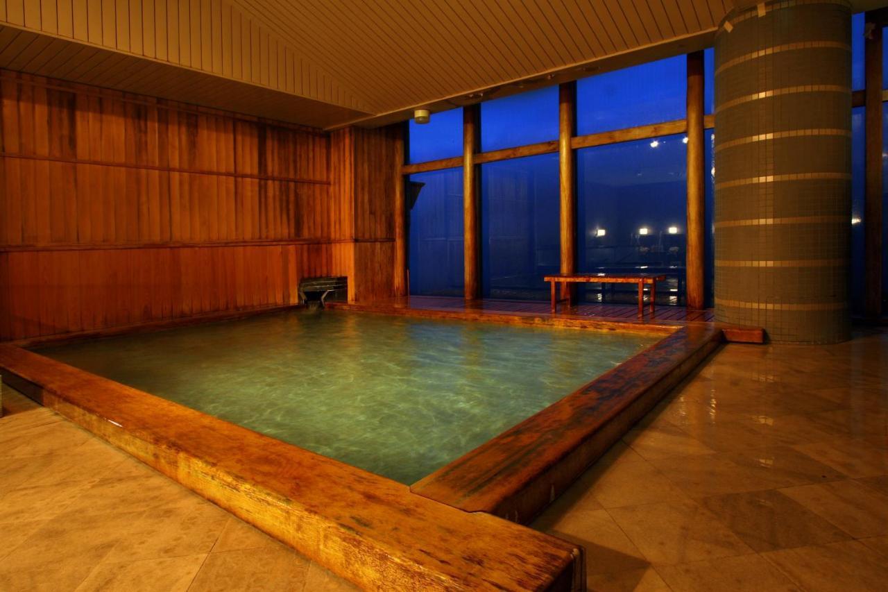 Shinki Hotel Shibukawa Bagian luar foto