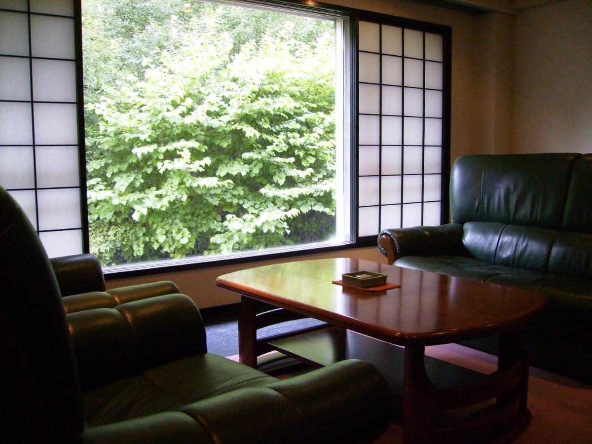 Shinki Hotel Shibukawa Bagian luar foto