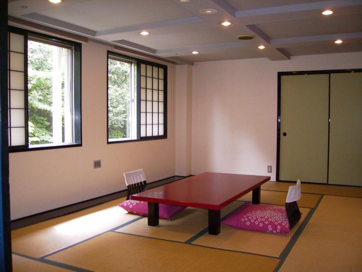 Shinki Hotel Shibukawa Bagian luar foto