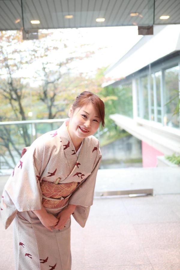 Shinki Hotel Shibukawa Bagian luar foto