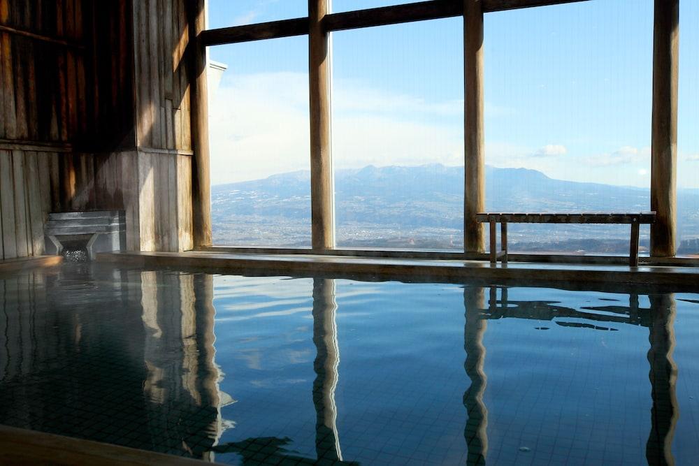 Shinki Hotel Shibukawa Bagian luar foto